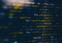 Jakie są najważniejsze cechy skutecznego systemu zarządzania relacyjnymi bazami danych (RDBMS)?